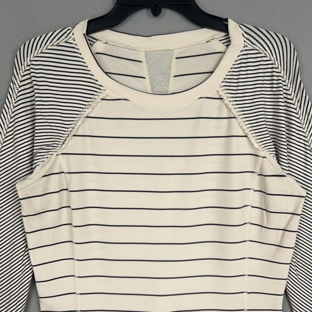Lululemon Shirt Womens 6 Beige Stripe Full Tilt Long Sleeve Angel Wing - Picture 3 of 15